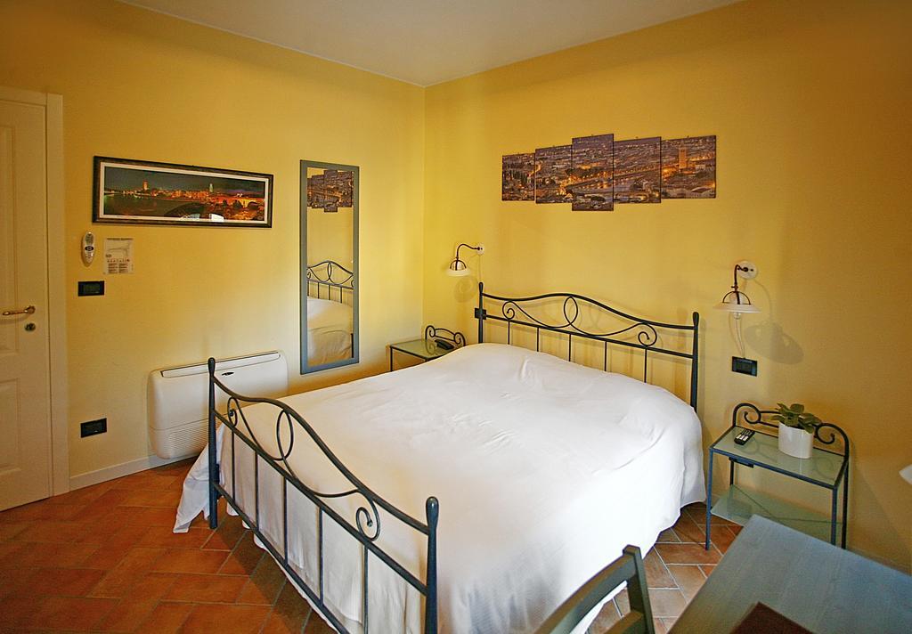 Hotel Antichi Cortili 도소부오노 외부 사진