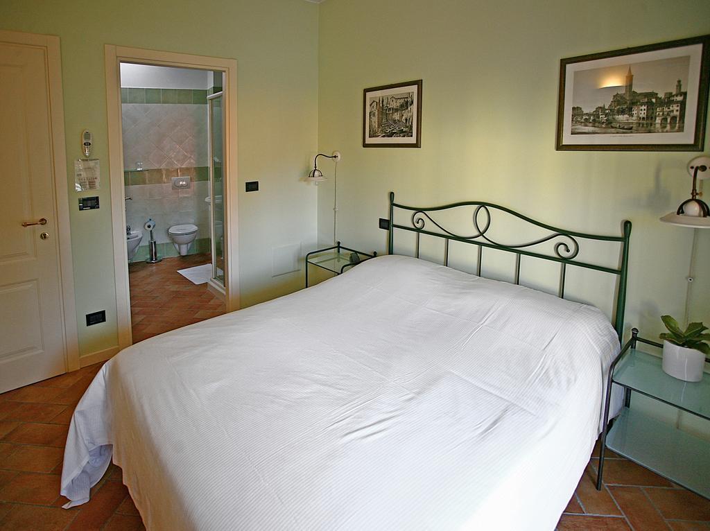 Hotel Antichi Cortili 도소부오노 외부 사진